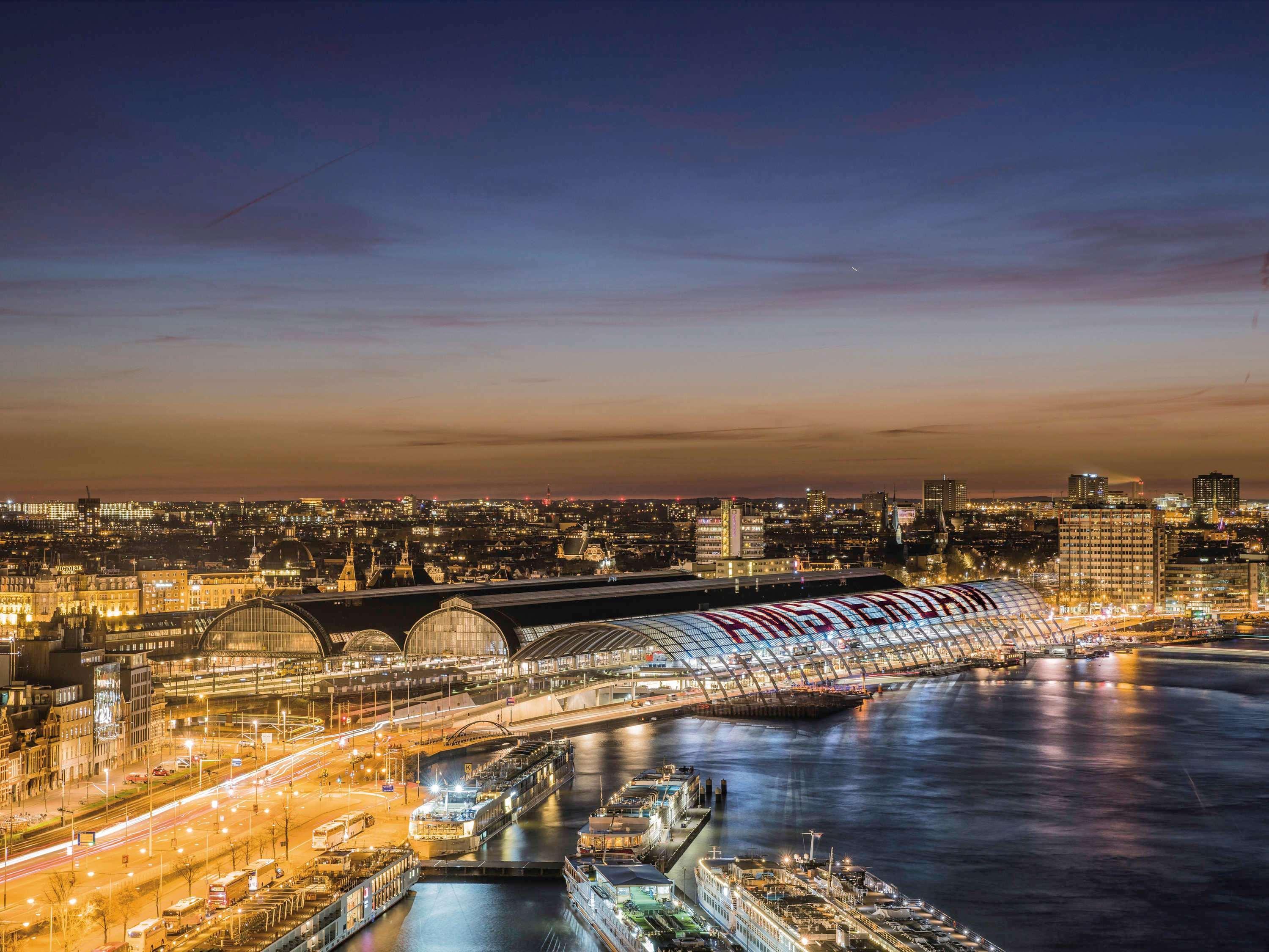 Moevenpick Hotel Amsterdam City Centre Esterno foto