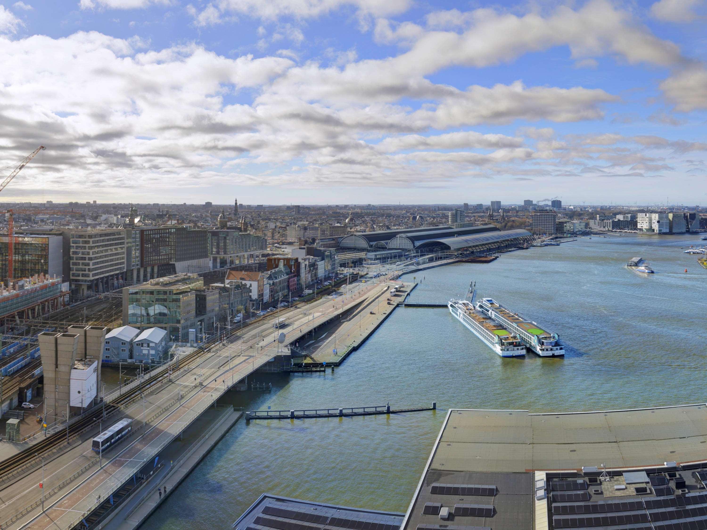 Moevenpick Hotel Amsterdam City Centre Esterno foto