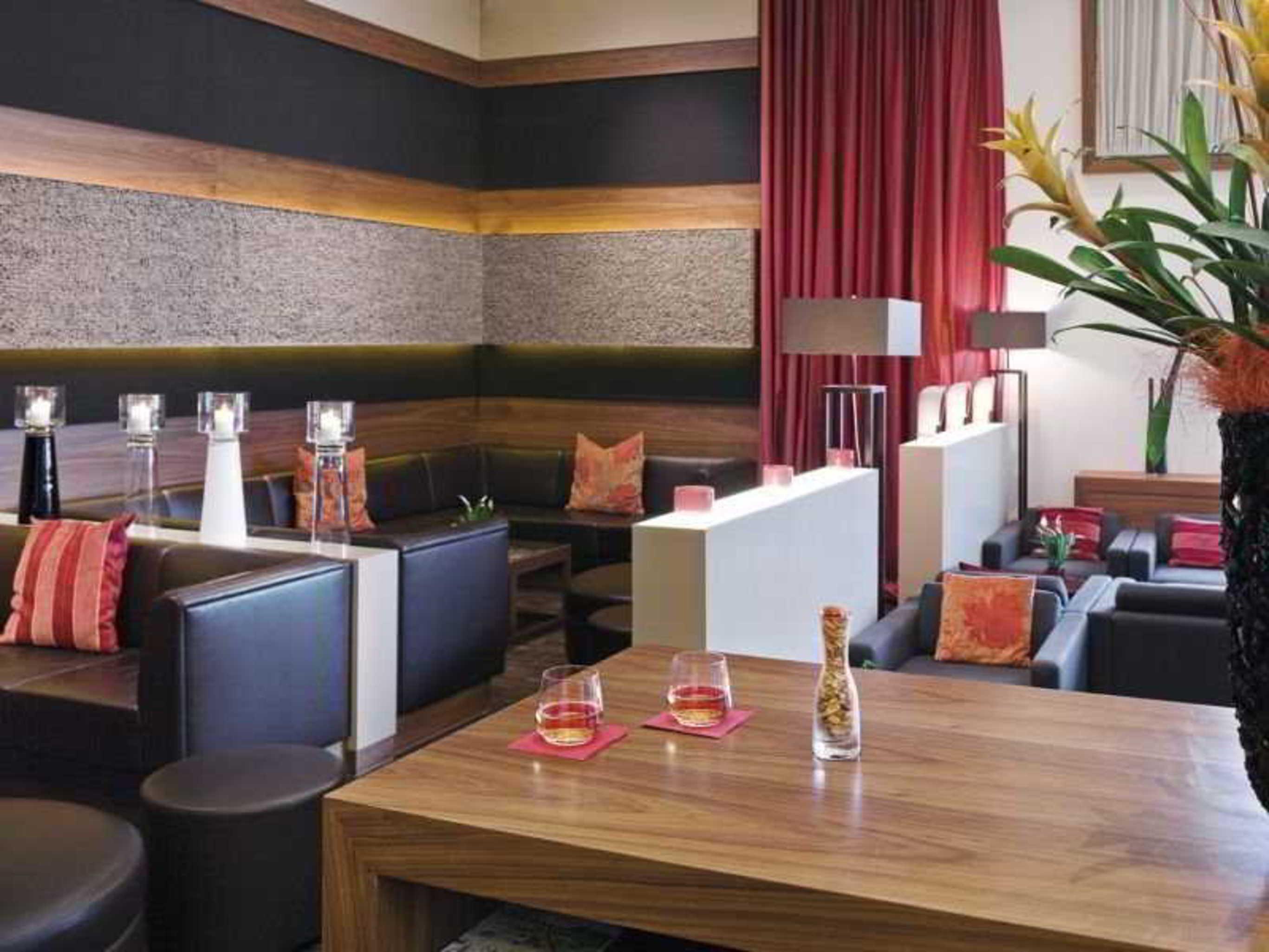 Moevenpick Hotel Amsterdam City Centre Esterno foto
