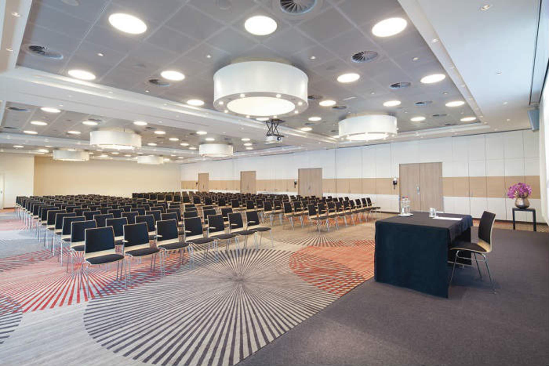 Moevenpick Hotel Amsterdam City Centre Esterno foto