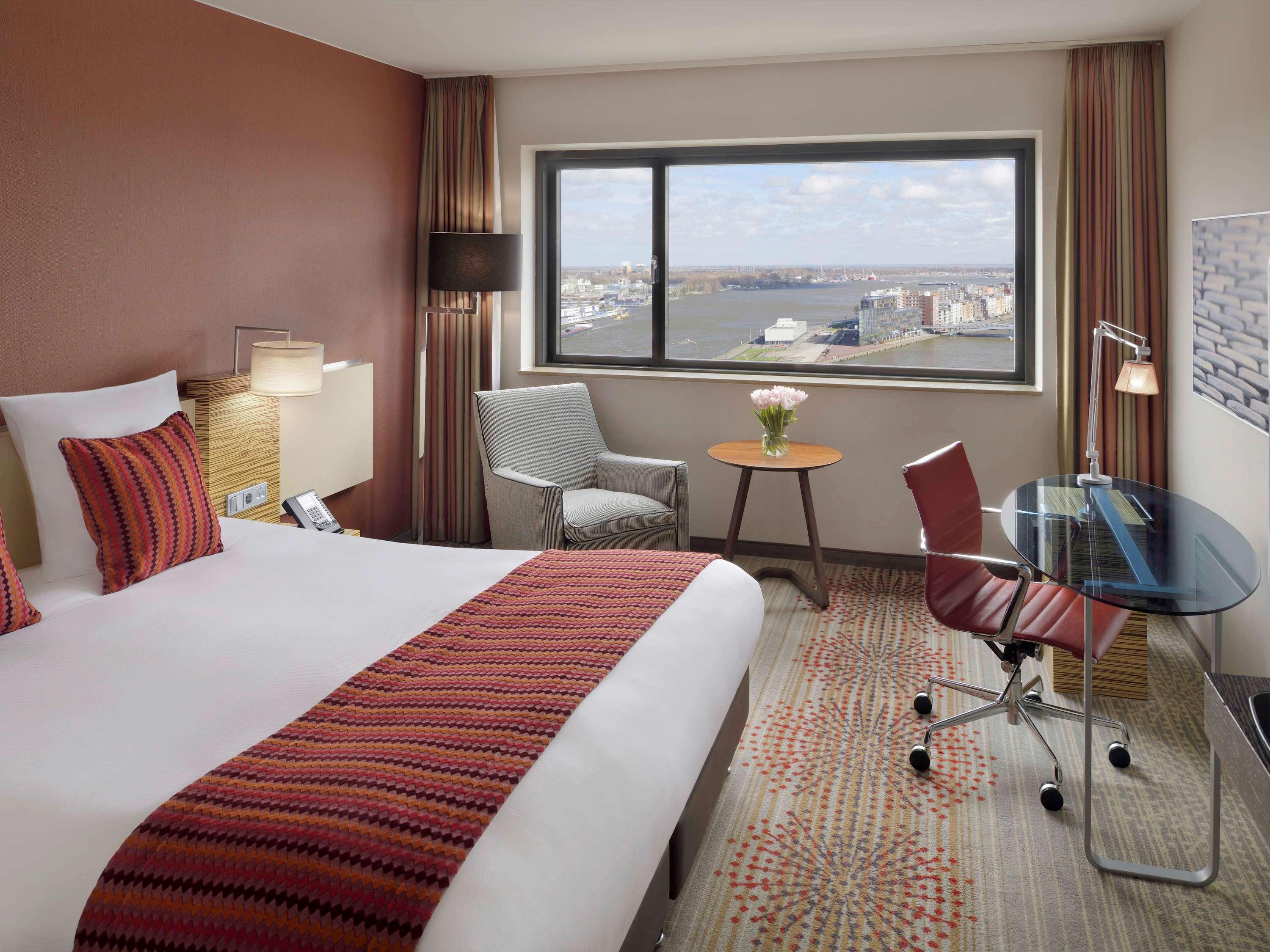 Moevenpick Hotel Amsterdam City Centre Esterno foto
