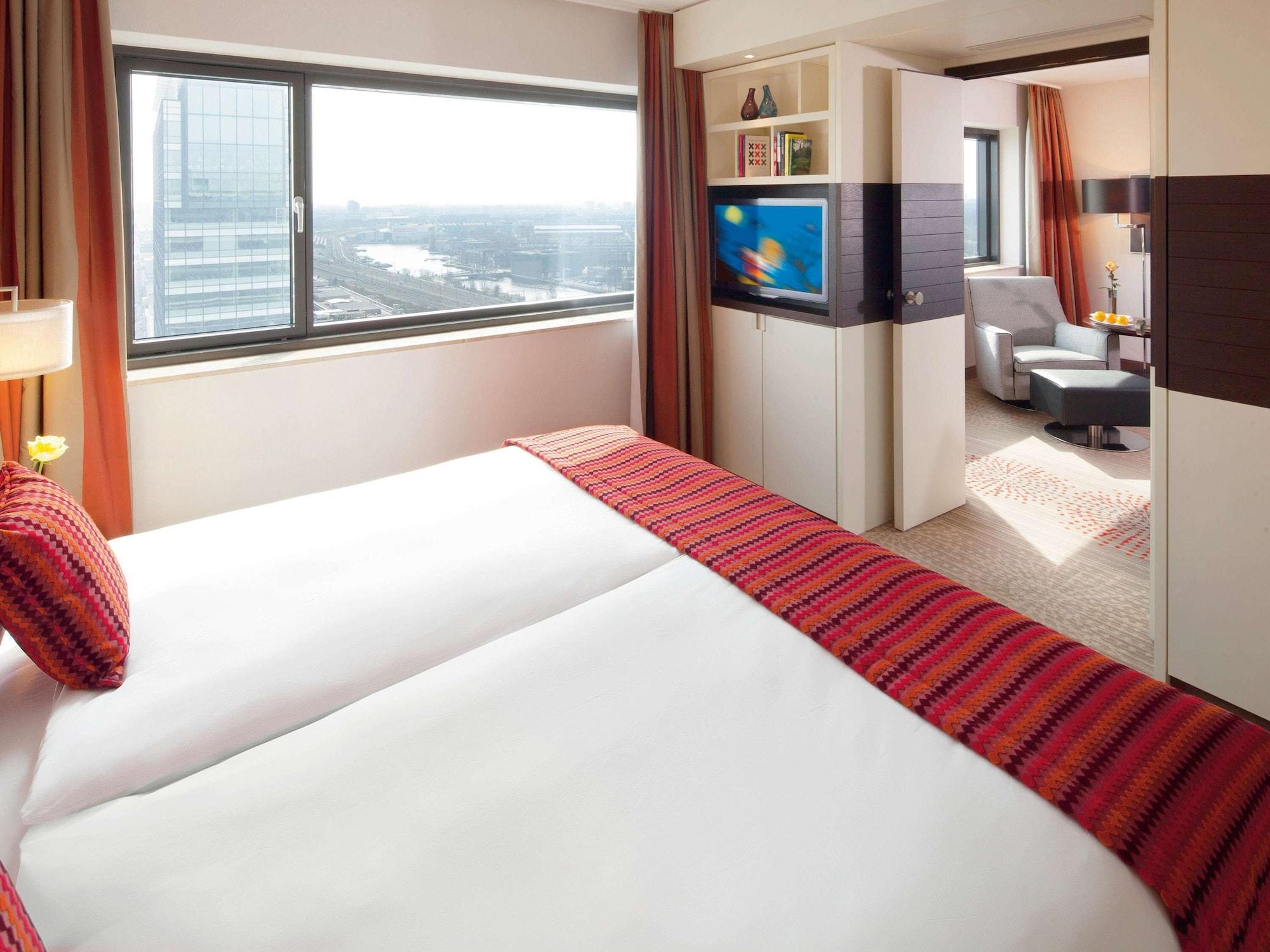 Moevenpick Hotel Amsterdam City Centre Esterno foto